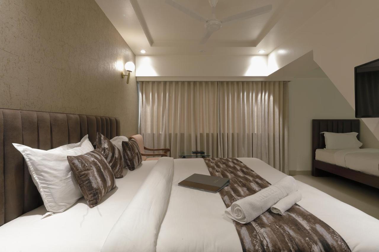 Hotel Ariana Residency Mumbai Exterior foto